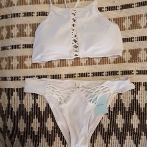 NEW Cupshe Strappy White Bikini Set. Size Small.